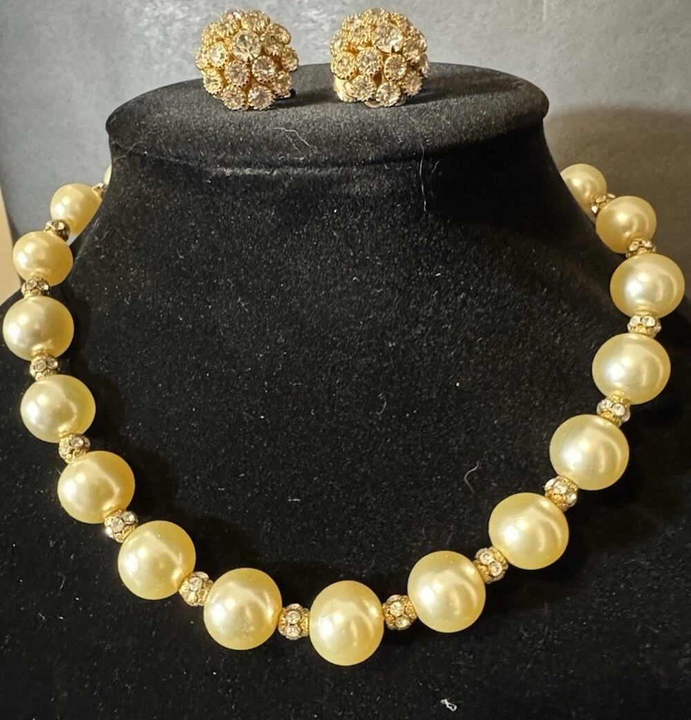 Vintage Faux Champagne Pearl Rhinestone Choker Necklace Earring Set 18" Clip On